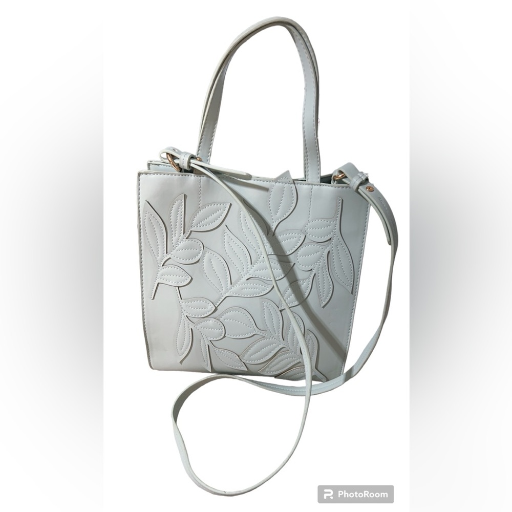 - beautiful handbag